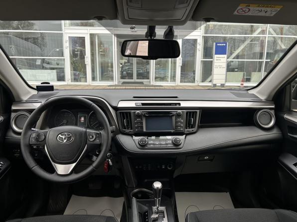 Toyota RAV4 IV (XA40) Рестайлинг с пробегом 2016 года, цена 2 140 000 рублей, 187597 км, внедорожник, Автокод Объявления