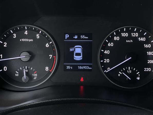 Hyundai Solaris II с пробегом 2017 года, цена 1 130 000 рублей, 186805 км, седан, Автокод Объявления