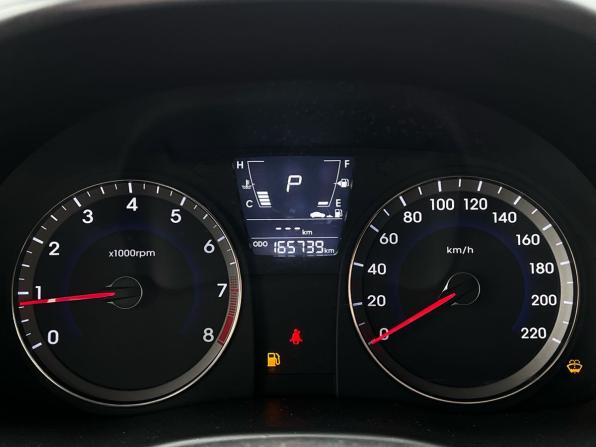 Hyundai Solaris I с пробегом 2012 года, цена 830 000 рублей, 165738 км, седан, Автокод Объявления