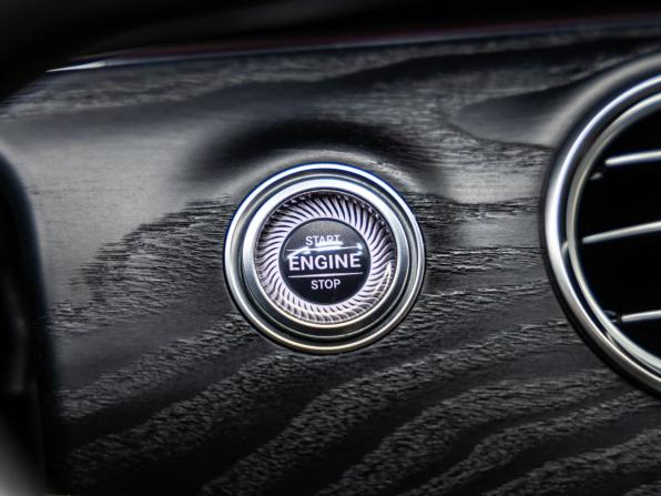Mercedes-Benz E-Класс V (W213 S213 C238) с пробегом 2019 года, цена 3 448 000 рублей, 161134 км, седан, Автокод Объявления