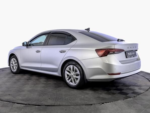 Skoda Octavia IV (A8) с пробегом 2021 года, цена 2 120 000 рублей, 145049 км, лифтбек, Автокод Объявления