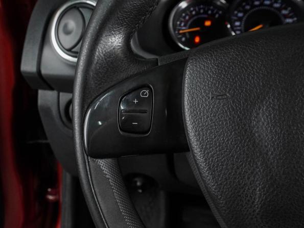 Renault Sandero II с пробегом 2017 года, цена 874 000 рублей, 175146 км, хэтчбек, Автокод Объявления