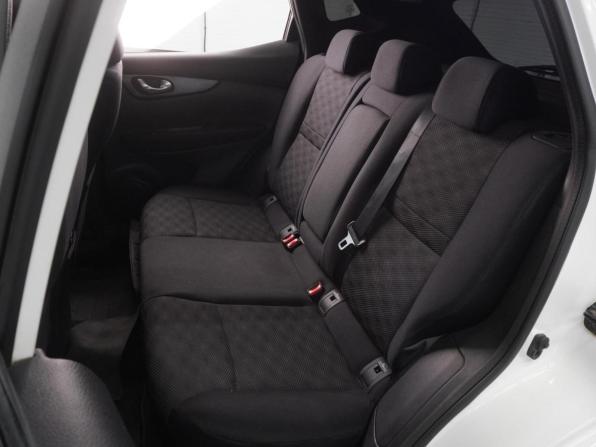 Nissan Qashqai II с пробегом 2015 года, цена 1 269 000 рублей, 208616 км, внедорожник, Автокод Объявления