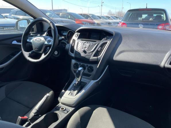 Ford Focus III с пробегом 2012 года, цена 695 000 рублей, 242948 км, хэтчбек, Автокод Объявления