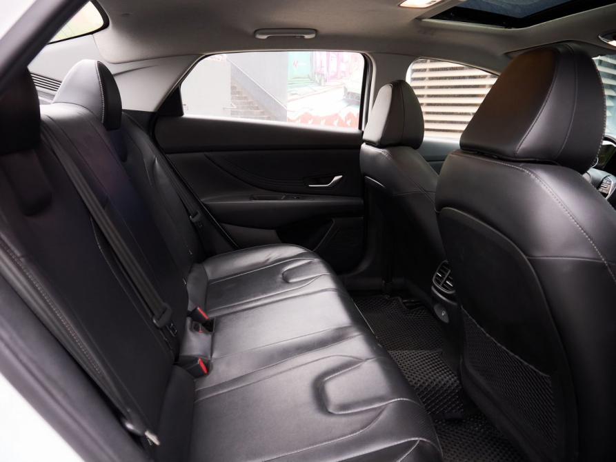 Hyundai Elantra VII (CN7) Рестайлинг Казань  - изображение 8