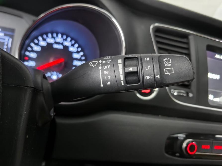 Kia Carnival III Москва  - изображение 16