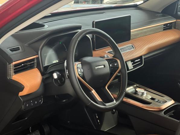 Haval Jolion I с пробегом 2023 года, цена 2 195 000 рублей, 17658 км, внедорожник, Автокод Объявления