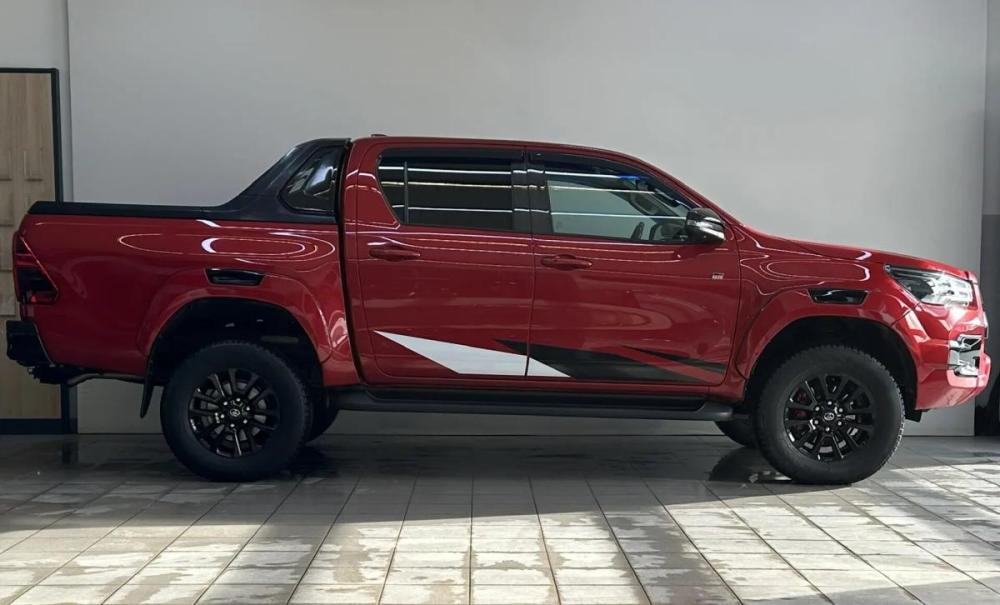 Toyota Hilux VIII Рестайлинг Барнаул  - изображение 5