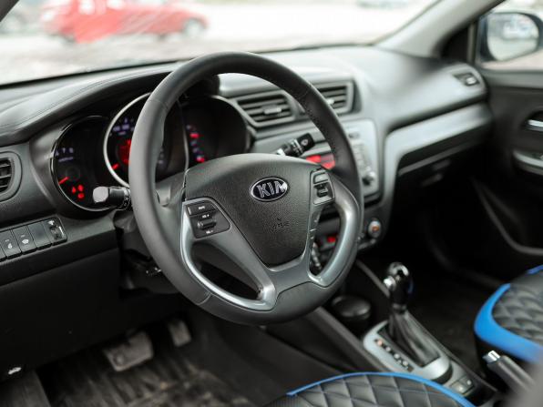 Kia Rio III Рестайлинг с пробегом 2015 года, цена 999 000 рублей, 108890 км, седан, Автокод Объявления