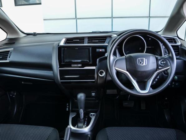 Honda Fit III Рестайлинг с пробегом 2019 года, цена 1 279 000 рублей, 66492 км, хэтчбек, Автокод Объявления