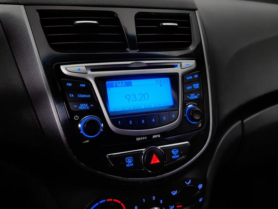 Hyundai Solaris I Москва  - изображение 17