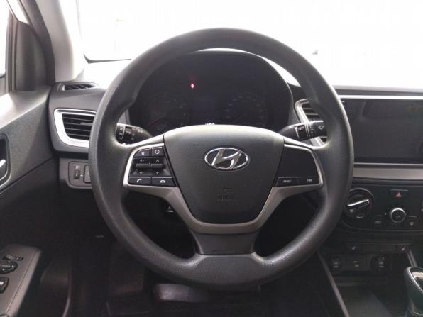 Hyundai Solaris II с пробегом 2020 года, цена 1 398 000 рублей, 114830 км, седан, Автокод Объявления