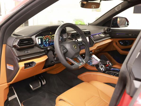 Lamborghini Urus I Рестайлинг с пробегом 2025 года, цена 43 000 000 рублей, 82 км, внедорожник, Автокод Объявления