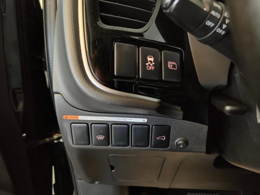 Mitsubishi Outlander III Рестайлинг 2 Санкт-Петербург  - изображение 5