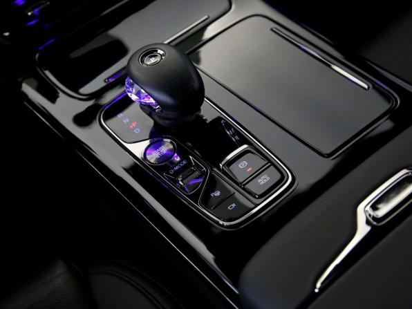 GAC M8 с пробегом 2024 года, цена 4 470 000 рублей, 24077 км, минивэн, Автокод Объявления