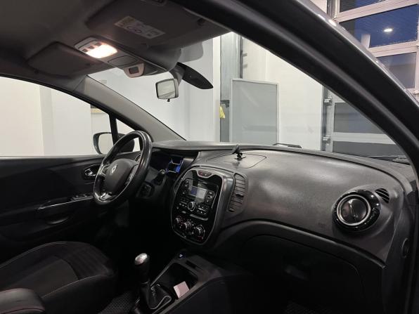 Renault Kaptur I с пробегом 2018 года, цена 1 415 000 рублей, 98377 км, внедорожник, Автокод Объявления