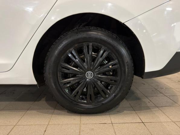 Hyundai Solaris II Рестайлинг с пробегом 2022 года, цена 1 399 000 рублей, 71500 км, седан, Автокод Объявления