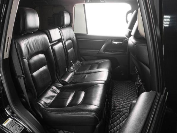 Toyota Land Cruiser 200 Series Рестайлинг 1 с пробегом 2012 года, цена 2 949 000 рублей, 385132 км, внедорожник, Автокод Объявления
