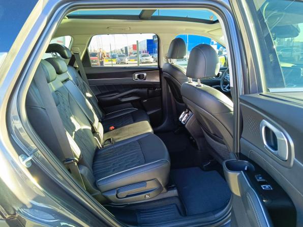 Kia Sorento IV с пробегом 2021 года, цена 3 599 995 рублей, 114240 км, внедорожник, Автокод Объявления