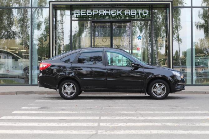 Lada (ВАЗ) Granta I Рестайлинг с пробегом 2018 года, цена 645 000 рублей, 58153 км, хэтчбек, Автокод Объявления