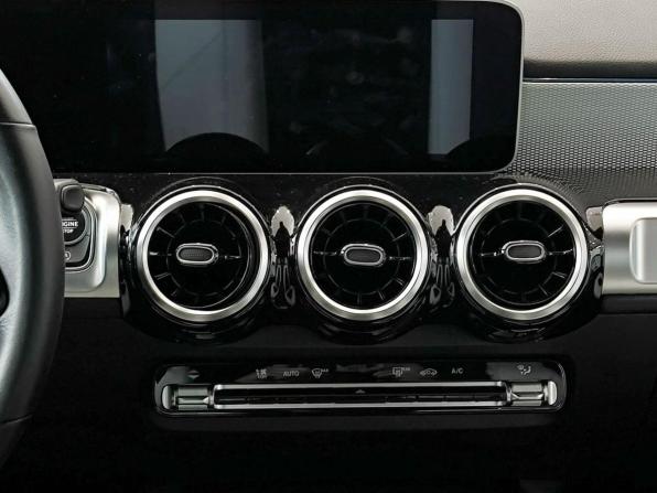Mercedes-Benz GLB I (X247) с пробегом 2020 года, цена 3 050 000 рублей, 93672 км, внедорожник, Автокод Объявления