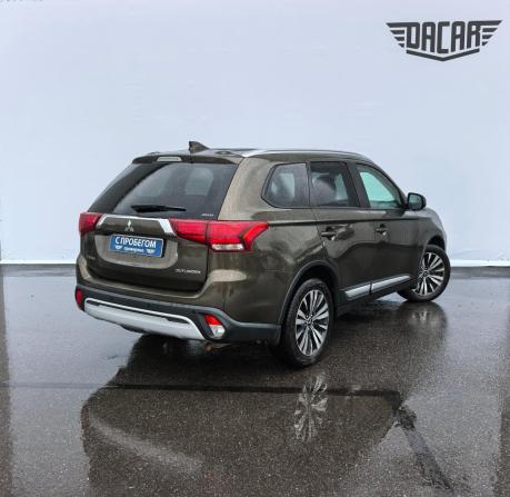 Mitsubishi Outlander III Рестайлинг 3 с пробегом 2019 года, цена 2 100 000 рублей, 120000 км, внедорожник, Автокод Объявления