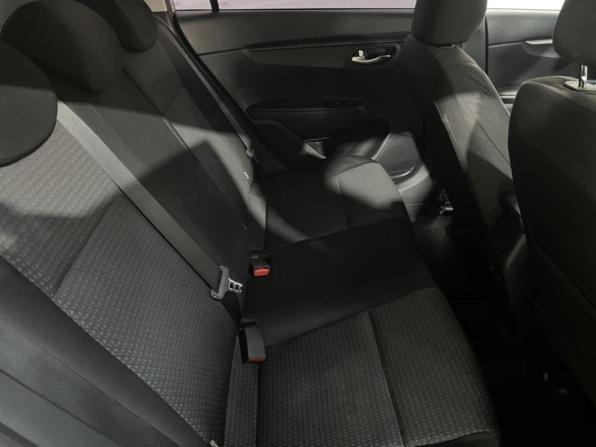 Kia Rio IV Рестайлинг с пробегом 2020 года, цена 1 562 400 рублей, 147074 км, хэтчбек, Автокод Объявления