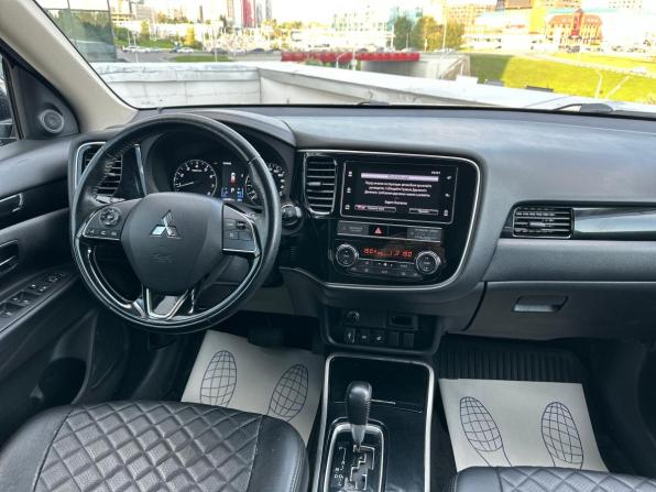 Mitsubishi Outlander III Рестайлинг 3 с пробегом 2019 года, цена 1 770 000 рублей, 226983 км, внедорожник, Автокод Объявления