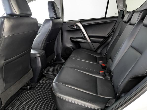 Toyota RAV4 IV (XA40) Рестайлинг с пробегом 2019 года, цена 2 820 000 рублей, 93445 км, внедорожник, Автокод Объявления