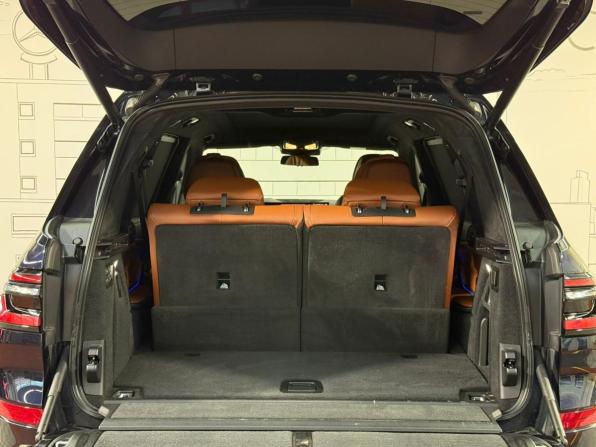 BMW X7 I (G07) Рестайлинг с пробегом 2022 года, цена 12 990 000 рублей, 75182 км, внедорожник, Автокод Объявления