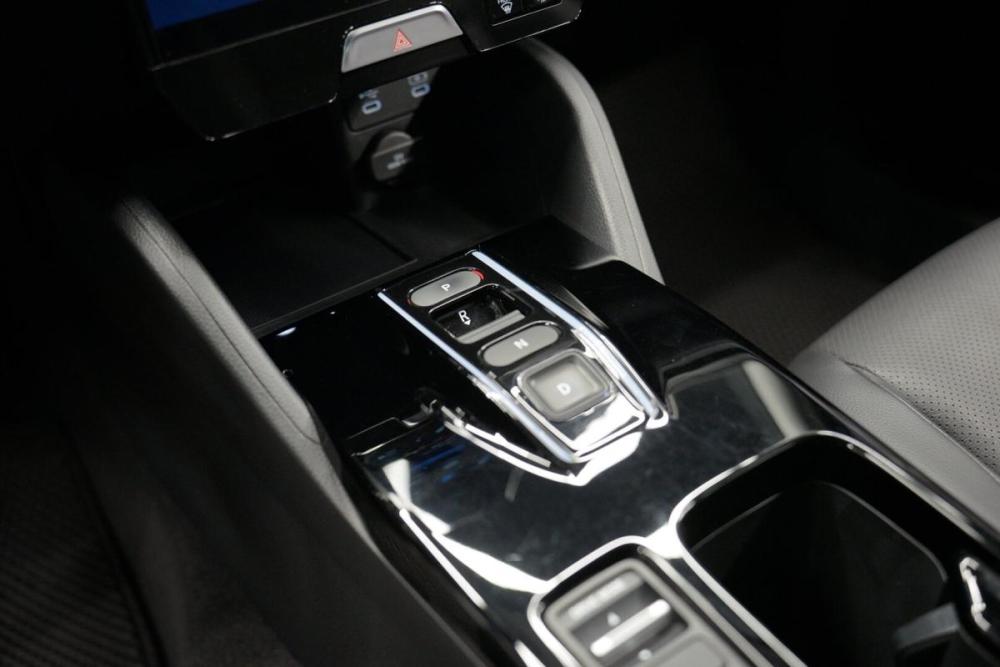 Honda e:NS1 Крым  - изображение 16