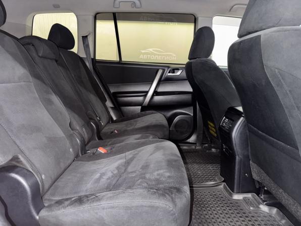 Toyota Highlander II (XU40) Рестайлинг с пробегом 2013 года, цена 1 850 000 рублей, 239510 км, внедорожник, Автокод Объявления