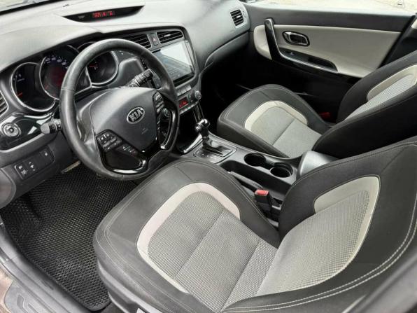 Kia Ceed II с пробегом 2015 года, цена 1 230 000 рублей, 180811 км, хэтчбек, Автокод Объявления