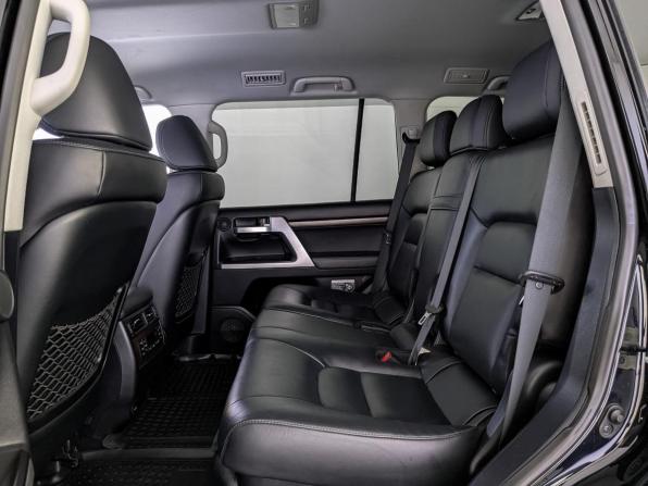 Toyota Land Cruiser 200 Series Рестайлинг 2 с пробегом 2016 года, цена 5 799 000 рублей, 107558 км, внедорожник, Автокод Объявления