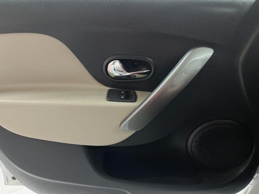 Renault Logan II Курск  - изображение 13
