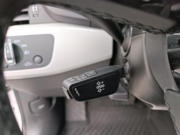 Audi A4 V (B9) Рестайлинг с пробегом 2021 года, цена 3 282 000 рублей, 32300 км, седан, Автокод Объявления