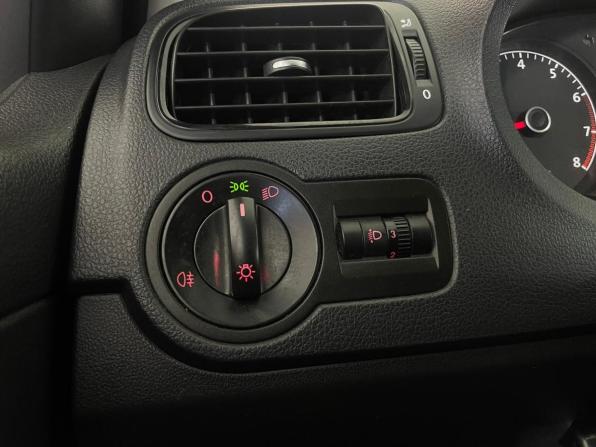 Volkswagen Polo V с пробегом 2013 года, цена 715 000 рублей, 177005 км, седан, Автокод Объявления
