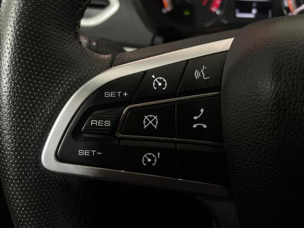 Lada (ВАЗ) Vesta I Рестайлинг (NG) с пробегом 2023 года, цена 1 231 000 рублей, 42098 км, седан, Автокод Объявления