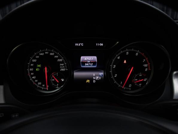 Mercedes-Benz GLA I (X156) Рестайлинг с пробегом 2018 года, цена 2 449 000 рублей, 54698 км, внедорожник, Автокод Объявления