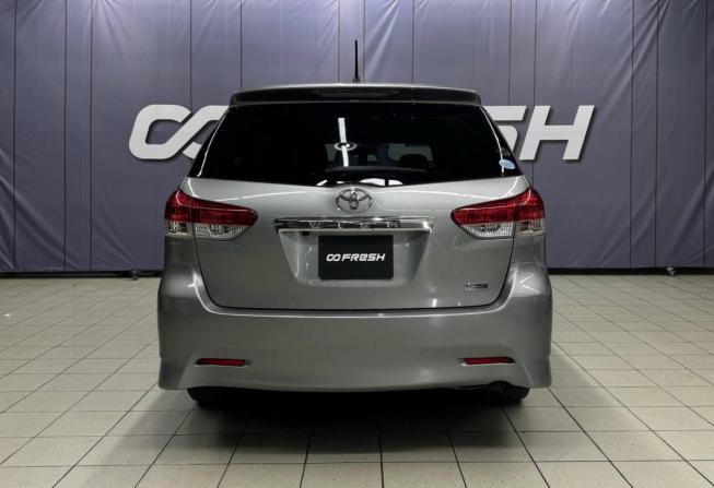 Toyota Wish II с пробегом 2010 года, цена 999 000 рублей, 200000 км, минивэн, Автокод Объявления