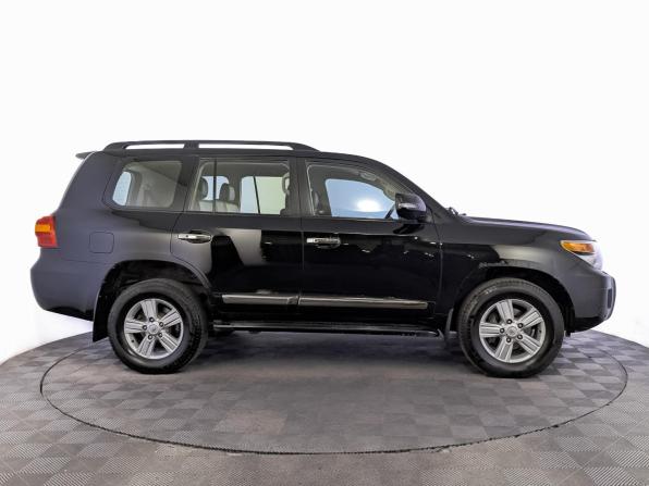 Toyota Land Cruiser 200 Series Рестайлинг 1 с пробегом 2012 года, цена 3 300 000 рублей, 291690 км, внедорожник, Автокод Объявления