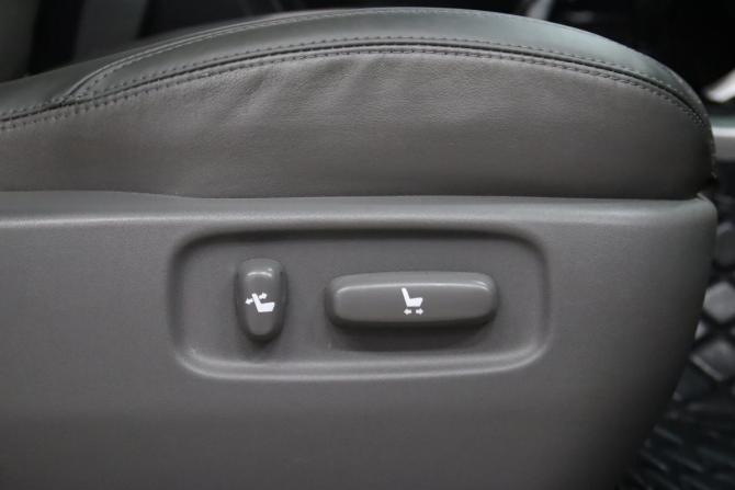 Toyota Land Cruiser Prado 120 Series Рестайлинг с пробегом 2008 года, цена 2 035 350 рублей, 280333 км, внедорожник, Автокод Объявления