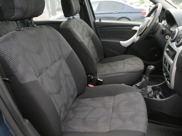 Renault Logan I Рестайлинг с пробегом 2014 года, цена 500 000 рублей, 187000 км, седан, Автокод Объявления