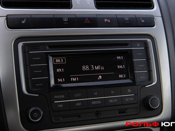 Volkswagen Polo V Рестайлинг с пробегом 2015 года, цена 858 000 рублей, 139000 км, седан, Автокод Объявления