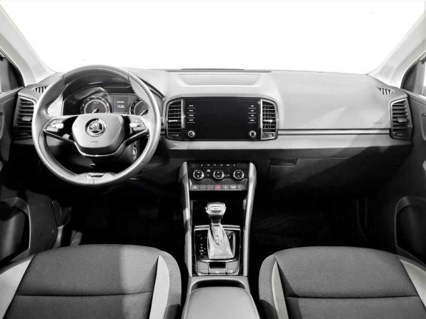 Skoda Karoq I с пробегом 2021 года, цена 2 260 000 рублей, 77320 км, внедорожник, Автокод Объявления