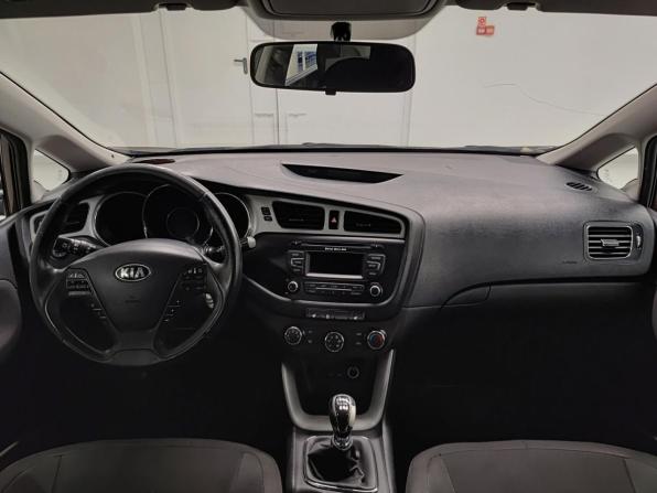 Kia Ceed II с пробегом 2013 года, цена 836 000 рублей, 177657 км, хэтчбек, Автокод Объявления