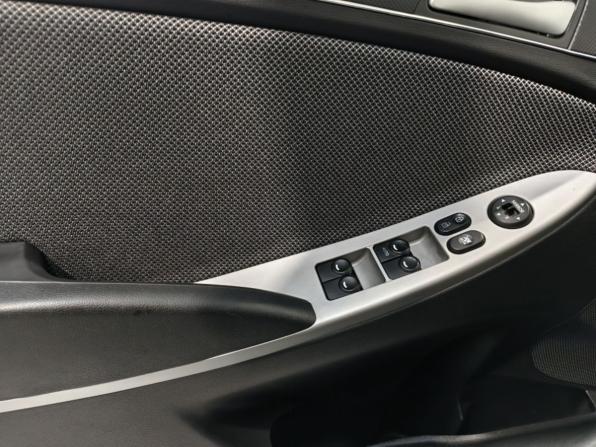 Hyundai Solaris I с пробегом 2013 года, цена 779 800 рублей, 144605 км, седан, Автокод Объявления