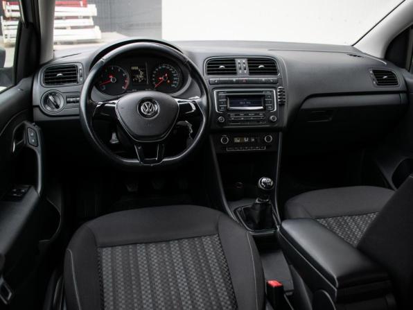 Volkswagen Polo V Рестайлинг с пробегом 2015 года, цена 935 000 рублей, 115183 км, седан, Автокод Объявления