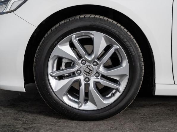 Honda Accord X Рестайлинг с пробегом 2021 года, цена 2 449 500 рублей, 52073 км, седан, Автокод Объявления
