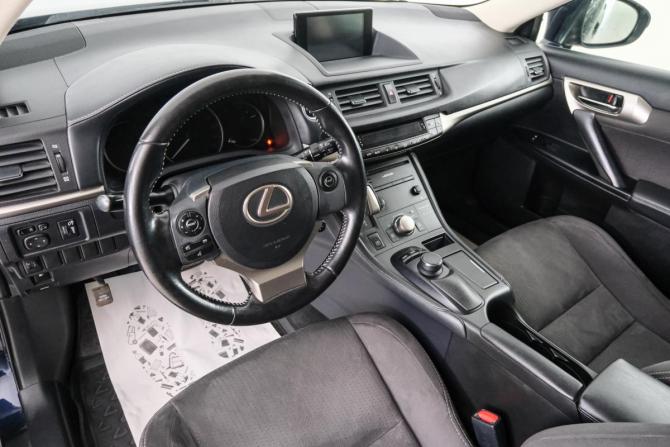 Lexus CT I Рестайлинг 2 с пробегом 2019 года, цена 2 189 000 рублей, 117000 км, хэтчбек, Автокод Объявления